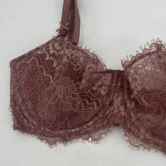 Victoria’s Secret Dream Angels Push-up Without Padding Lace Bra Size 32D - Picture 4 of 11